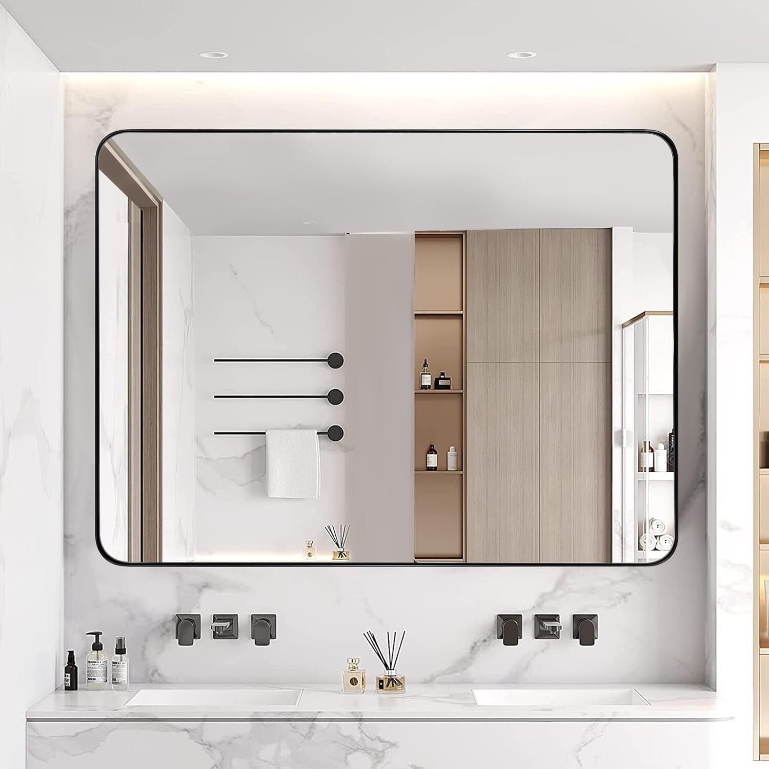 Elegant Matte Black 30x36 Mirror - Stainless Steel Frame for Modern Bathrooms