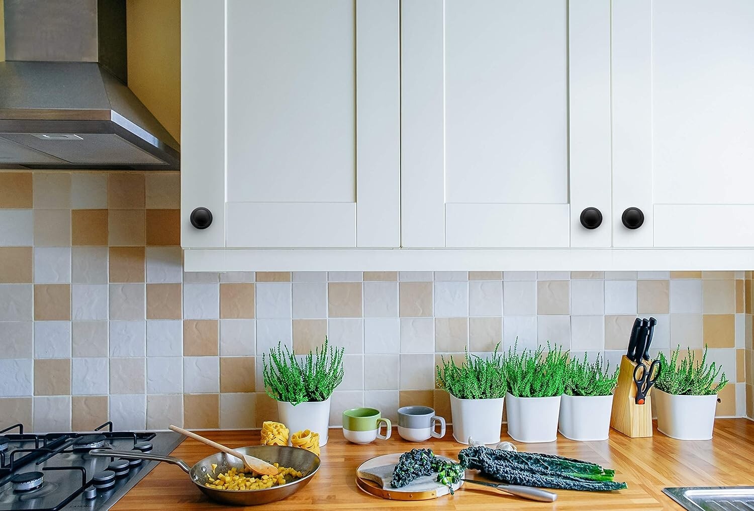 Universal Round 1-1/4 Inch Matte Black Knobs for Cabinets & Dressers - 40 Pack