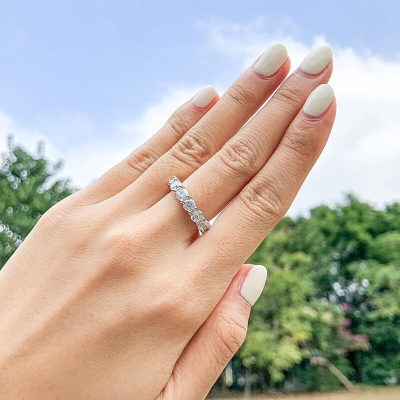 Gorgeous Hypoallergenic Eternity Ring in Genuine 925 Silver - Multiple Sizes