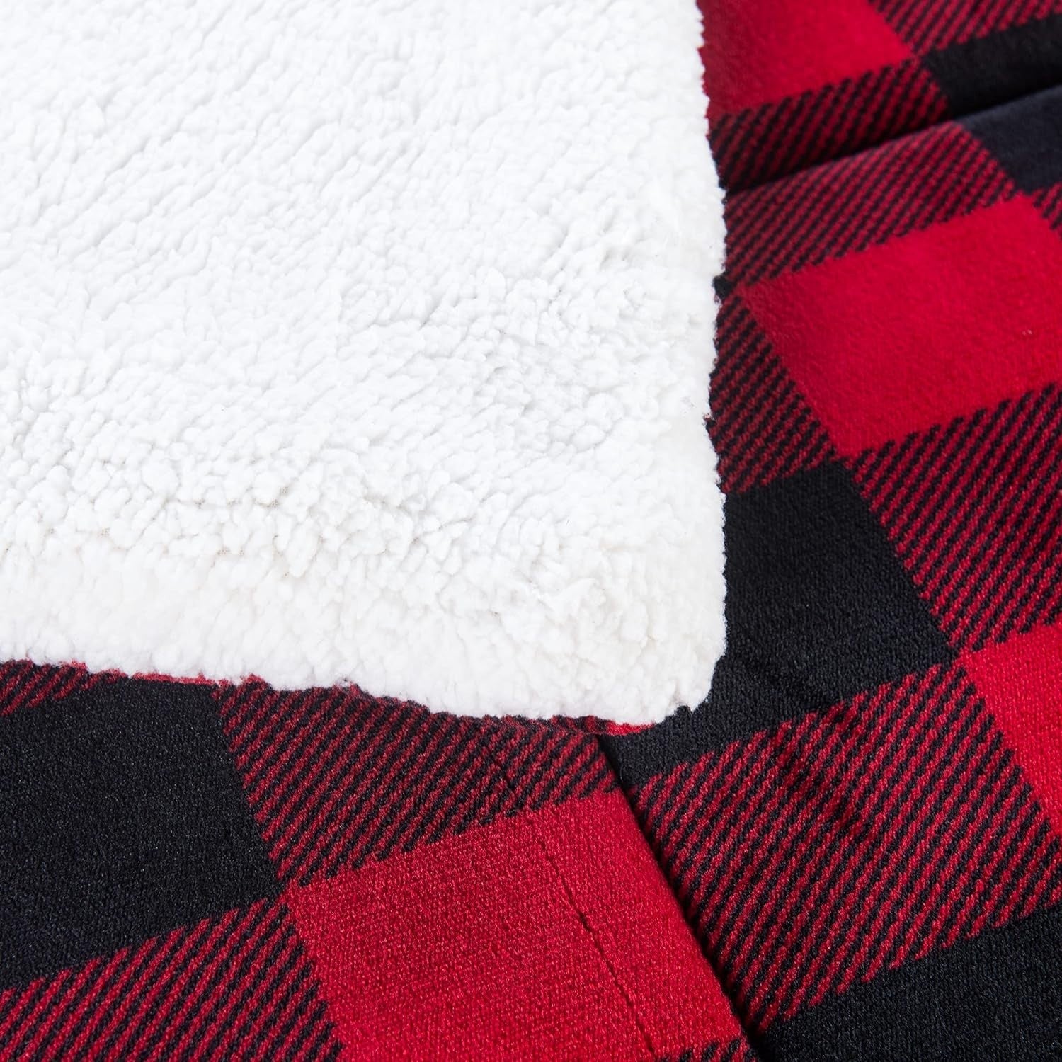 Cozy King Comforter Set - Reversible Micromink Plaid with Pillow Shams, Washable