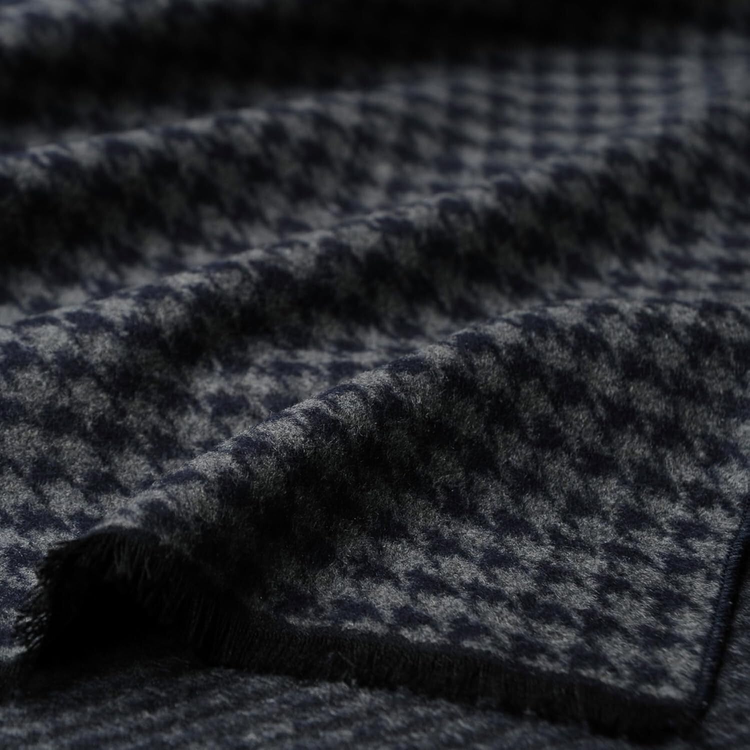 Gentlemen’s 100% Mulberry Silk Scarf - Luxurious, Brushed Softness, Gift-Boxed