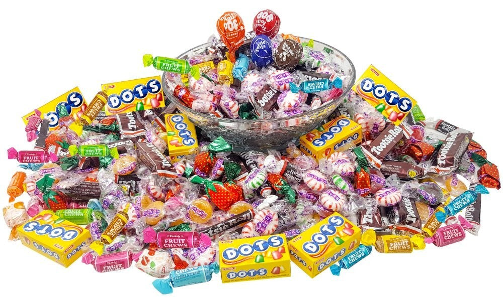 Delightful 11 lb Bulk Assorted Hard Candy & Tootsie Favorites - 600+ Pieces