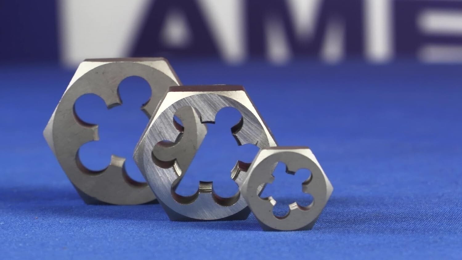 DWT Series M45 x 1.5 Hex Die - Durable Carbon Steel for Accurate Rethreading