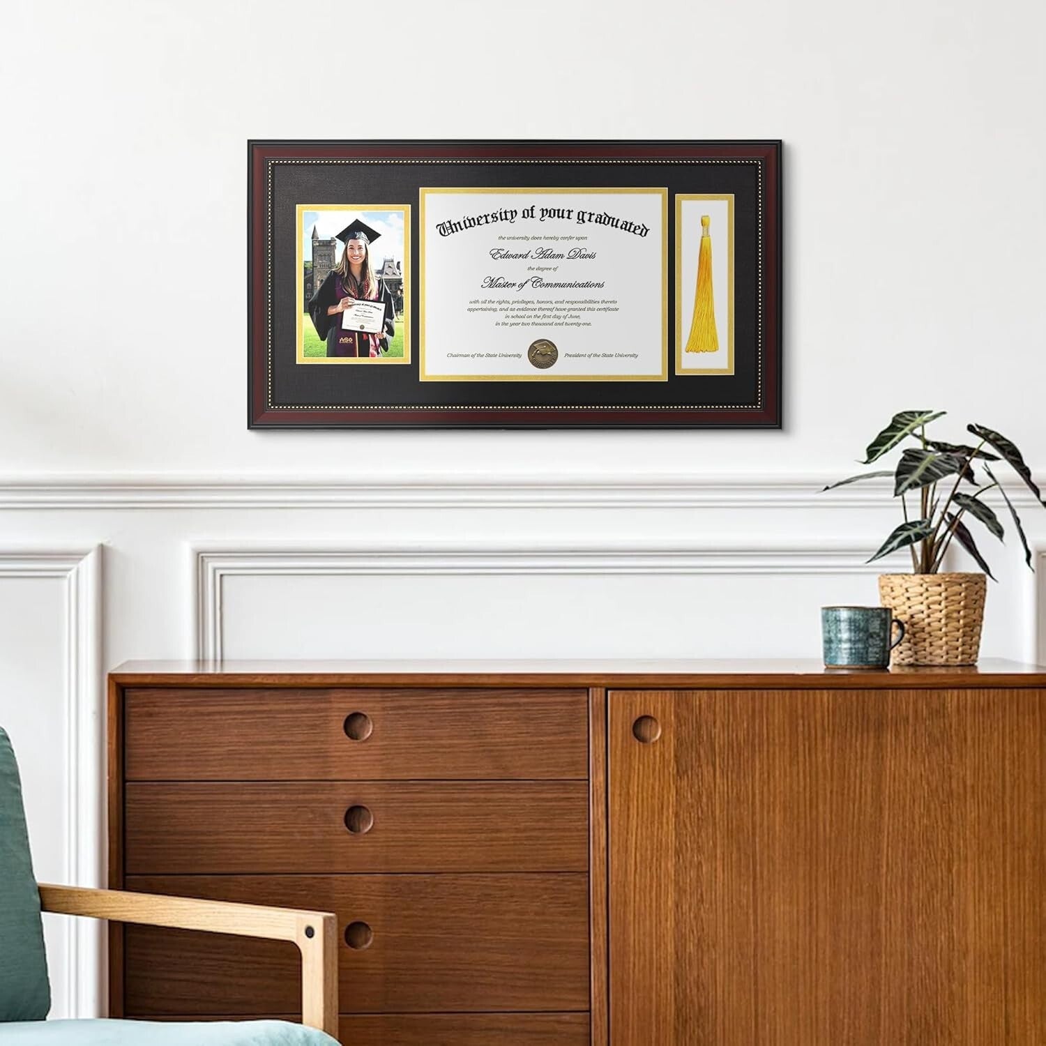 Sophisticated Matte Finish Diploma Frame with Tassel Holder - Ideal Gift
