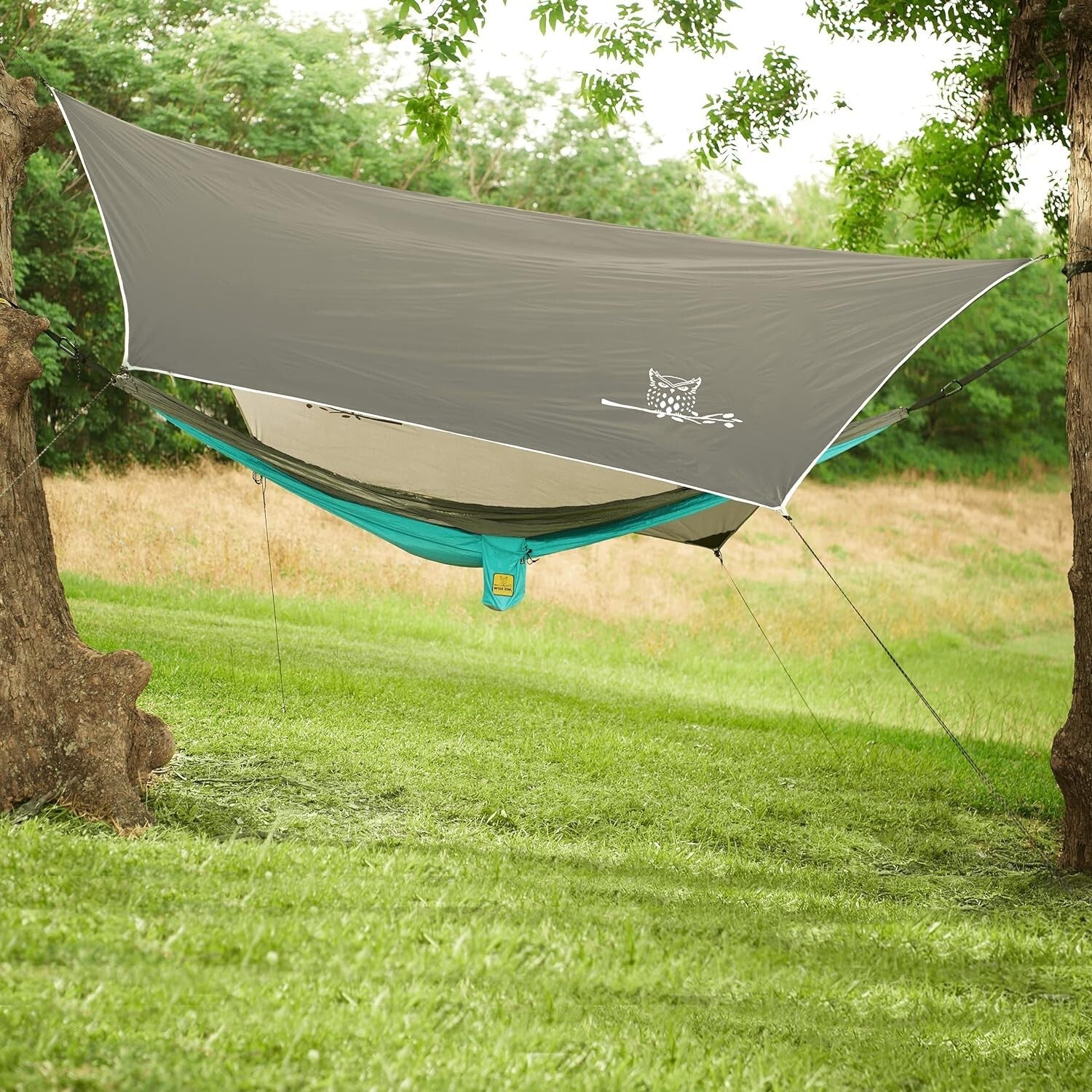 Durable Hammock Tarp with Aluminum Stakes - Essential Camping Gear Must-Have