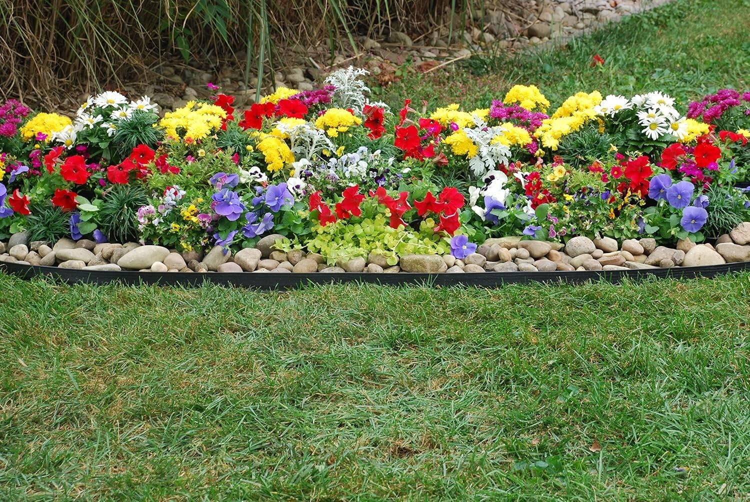 Flexible No-Dig Landscape Edging with Tall Wall Design - 90' Installation Kit