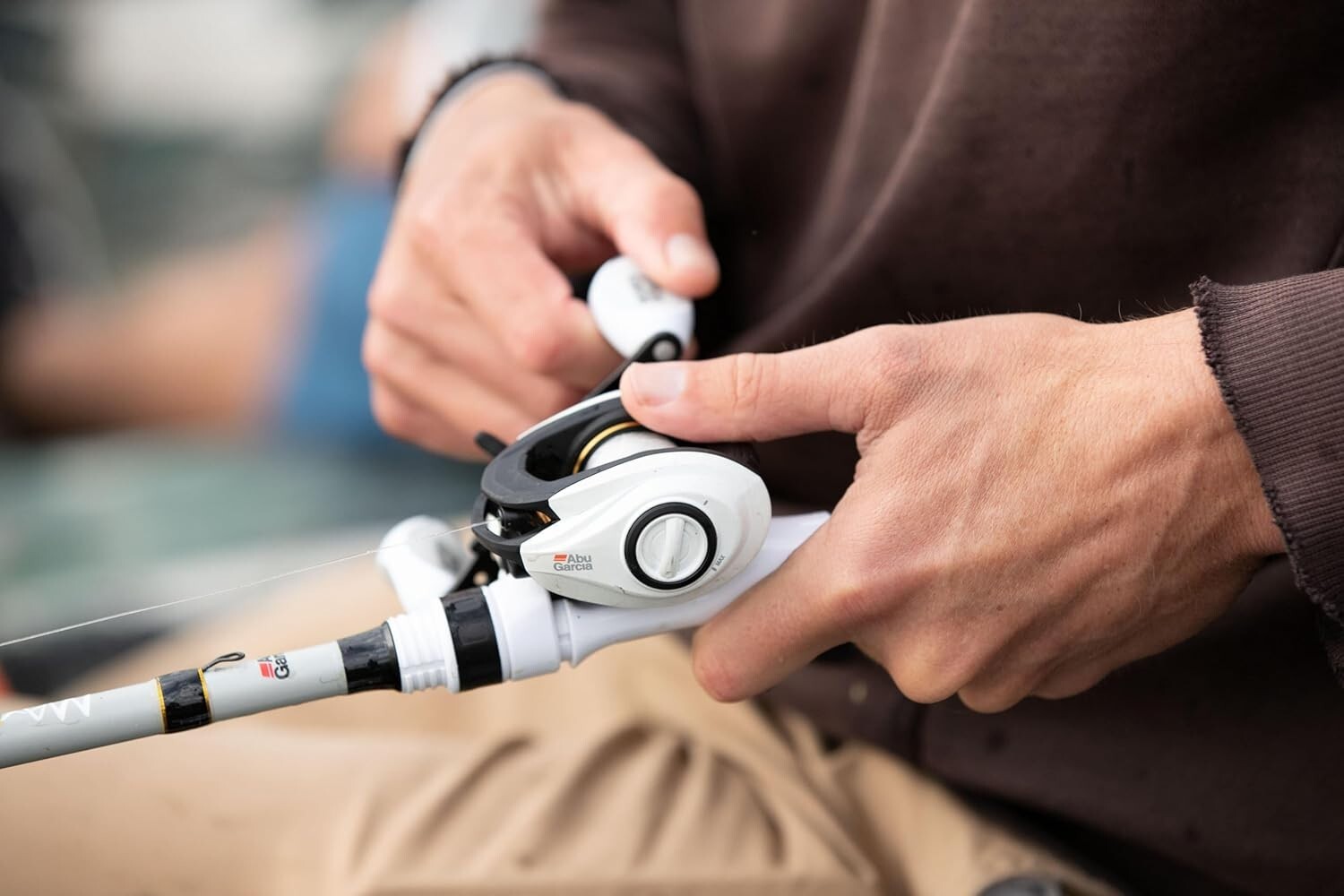 Max Pro Low Profile Baitcast Fishing Reel - Lightweight & High Recovery