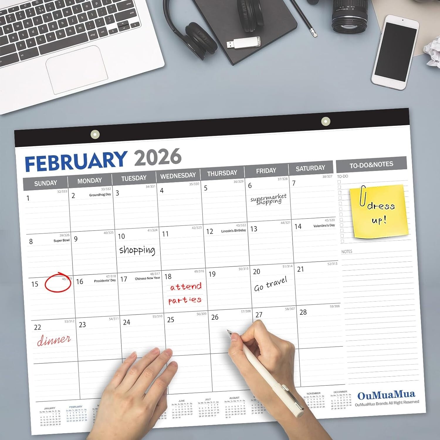 Spacious 2025-2026 Calendar Set - Ideal for Teams & Collaborative Workspaces