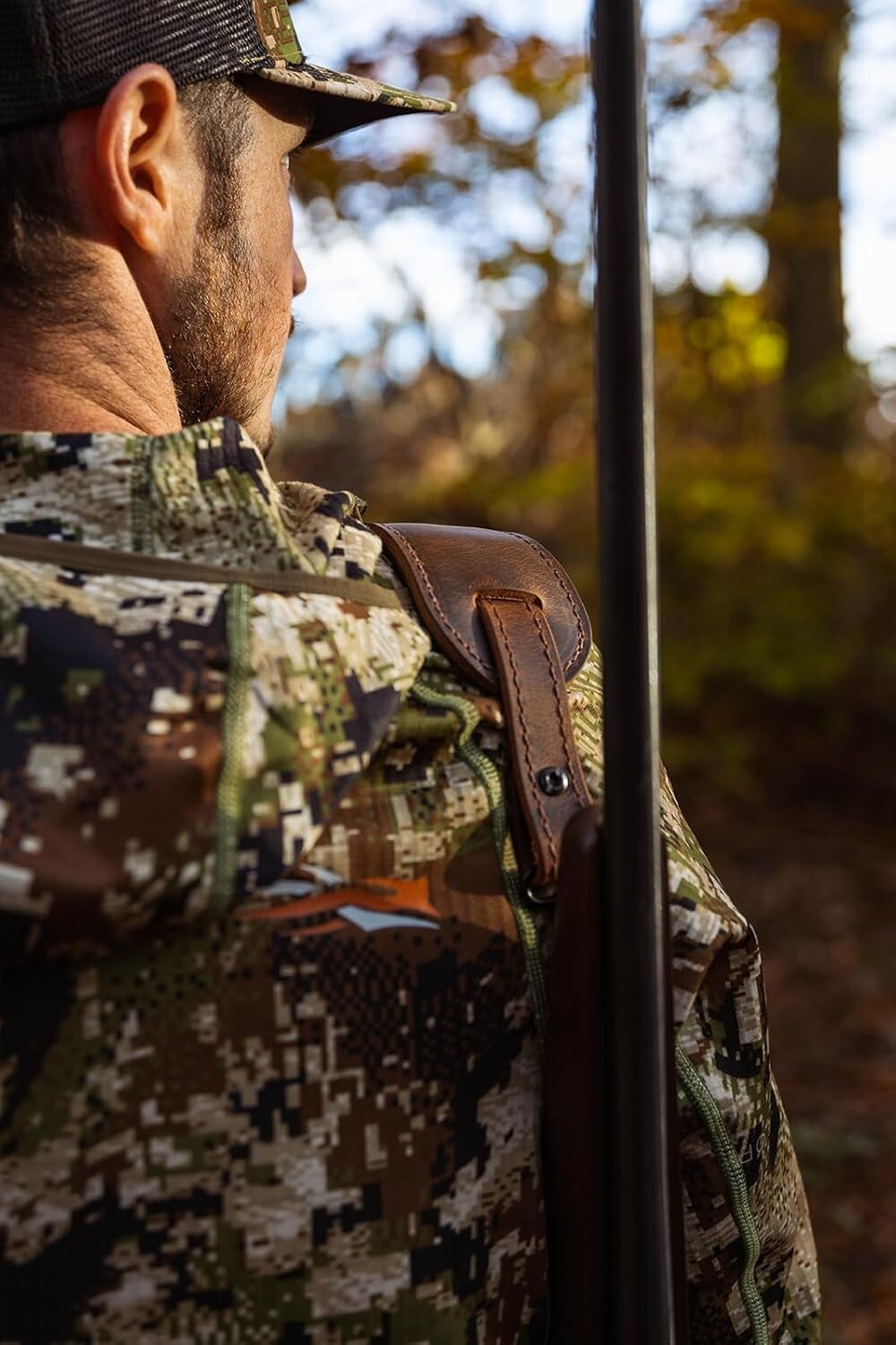 Classic Buffalo Leather Rifle Sling - Secure Carry with Stylish Accent Stitching