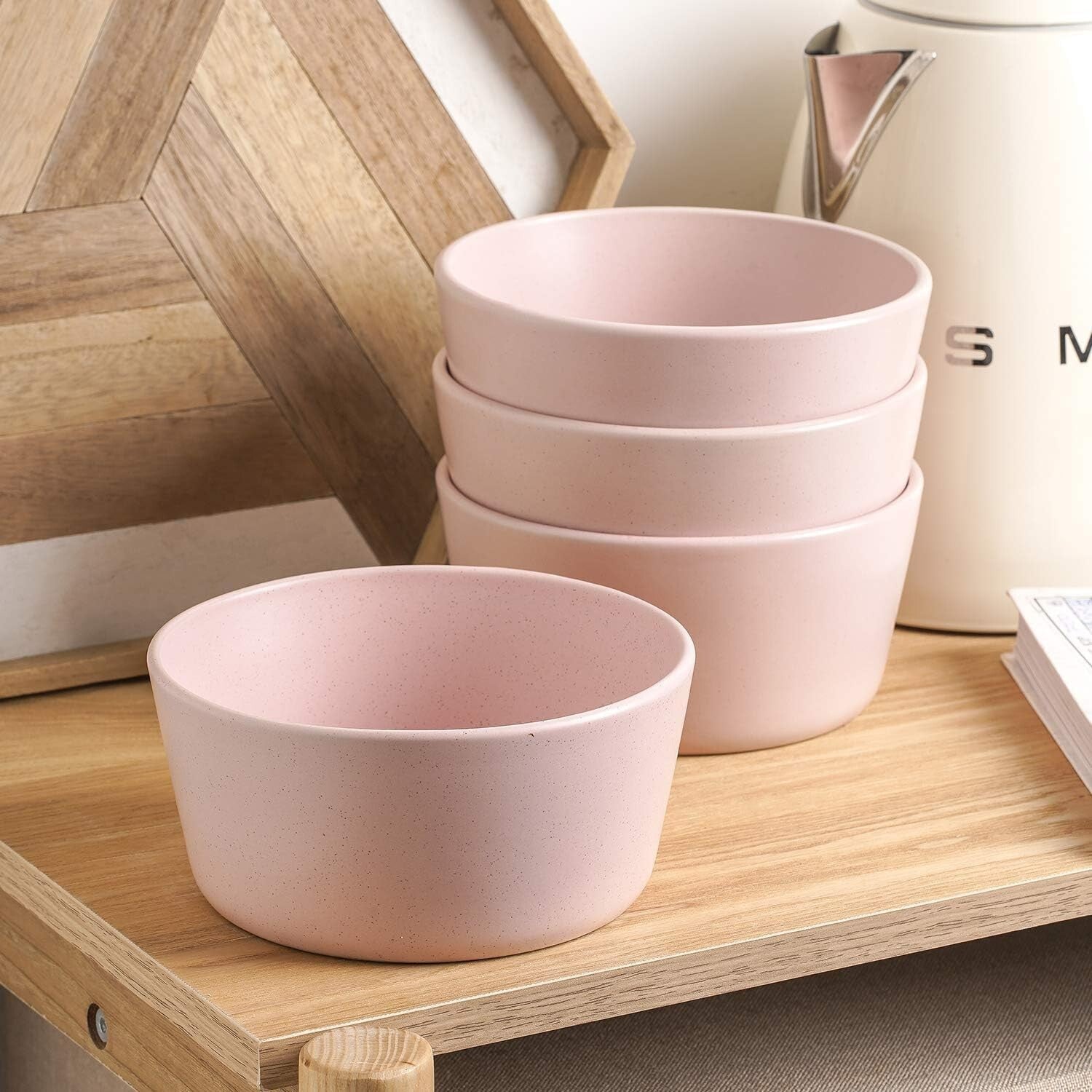 Chic 16-Piece Pink Stoneware Dinnerware Service for 4 - Perfect for Any Occasion