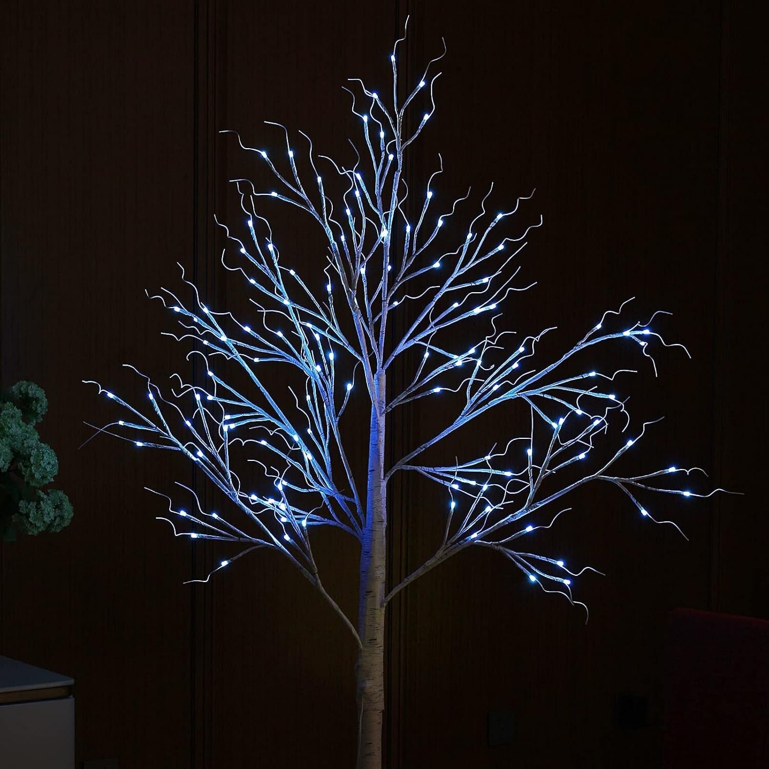 Enchanting 6FT LED Birch Tree with 120 Light Sources - Perfect for Holidays