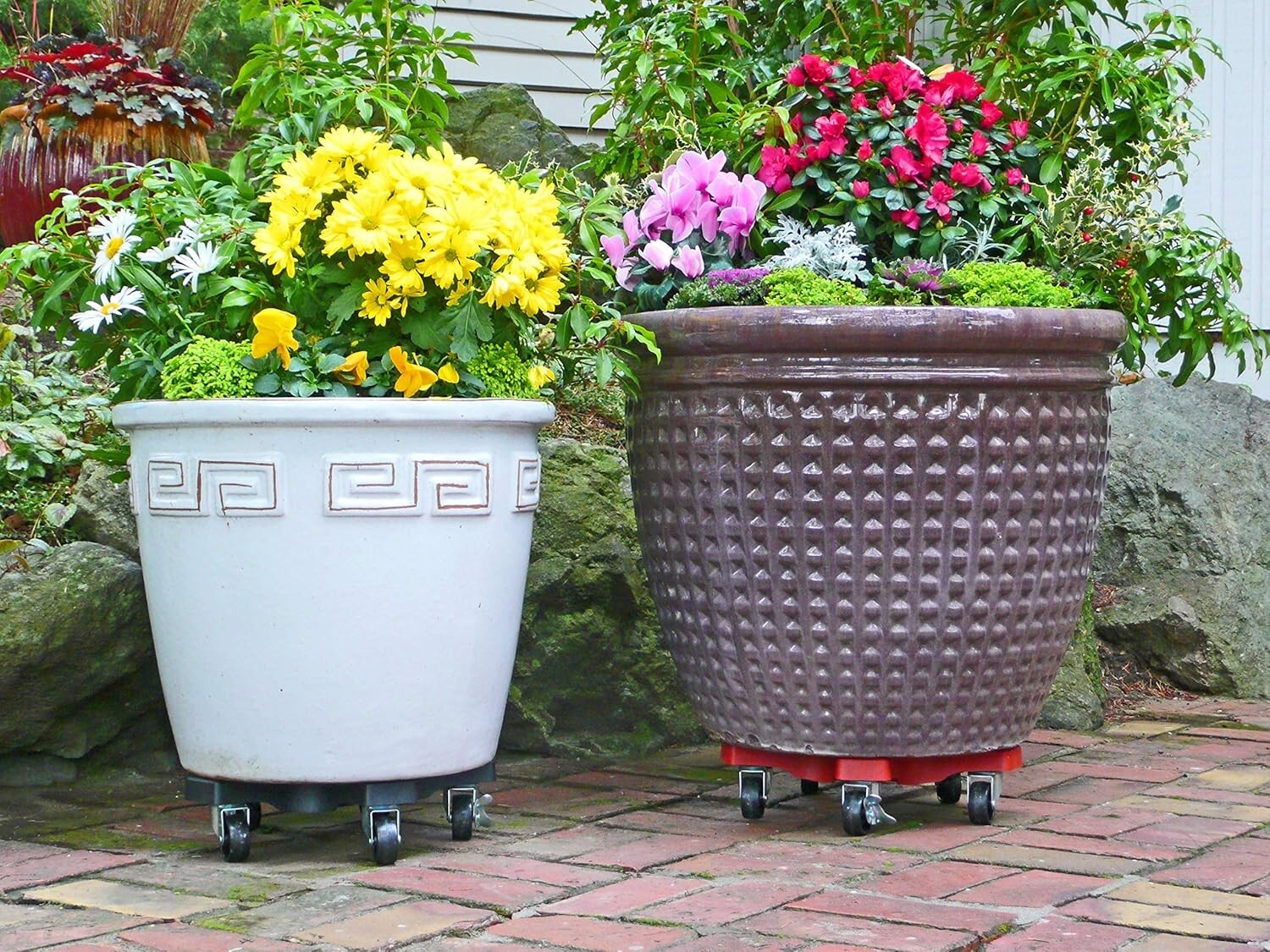 Heavy-Duty 16-Inch Plant Caddie with Robust Wheels for Effortless Plant Movement