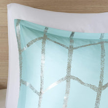 Load image into Gallery viewer, Luxurious Aqua Comforter Set, Geometric Design - Full/Queen Size Bedding