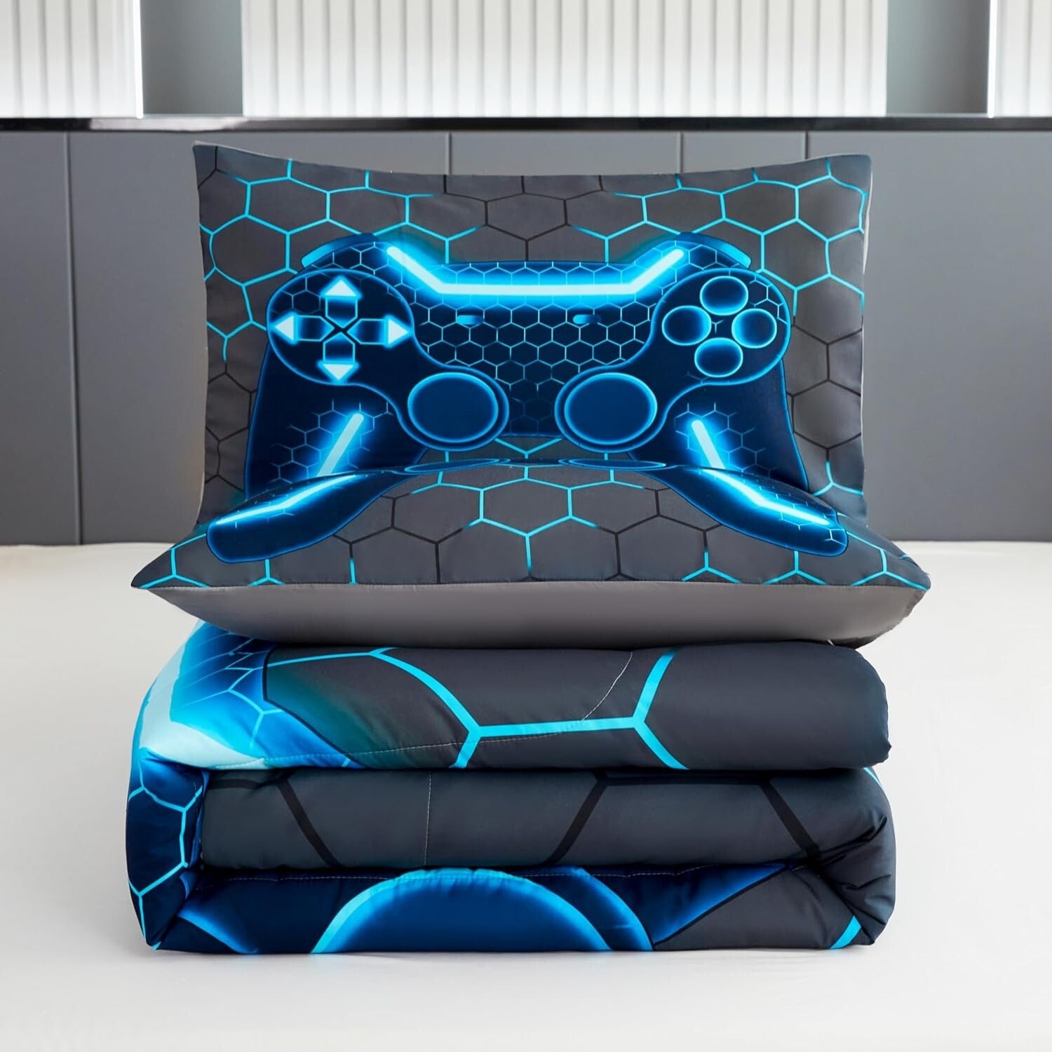 Vibrant Blue Game Controller Comforter Set - 3-Piece All-Season Bedding