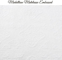 Load image into Gallery viewer, Elegant King Size 3 Piece Cotton Embossed Bedding Set - All Season Comfort