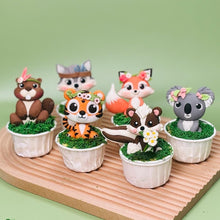 Load image into Gallery viewer, Food-Grade Woodland Animal Cake Topper Molds - Perfect for Kids' Parties