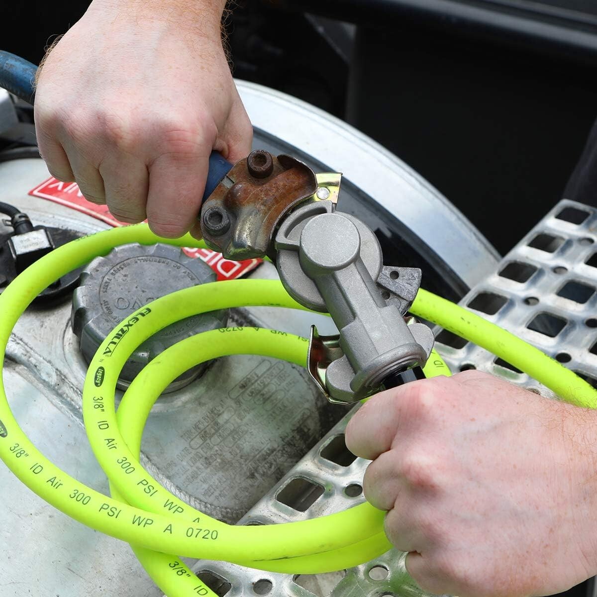 Professional-Grade Truck Tire Inflator Kit - Hybrid Hose, 50ft, Versatile