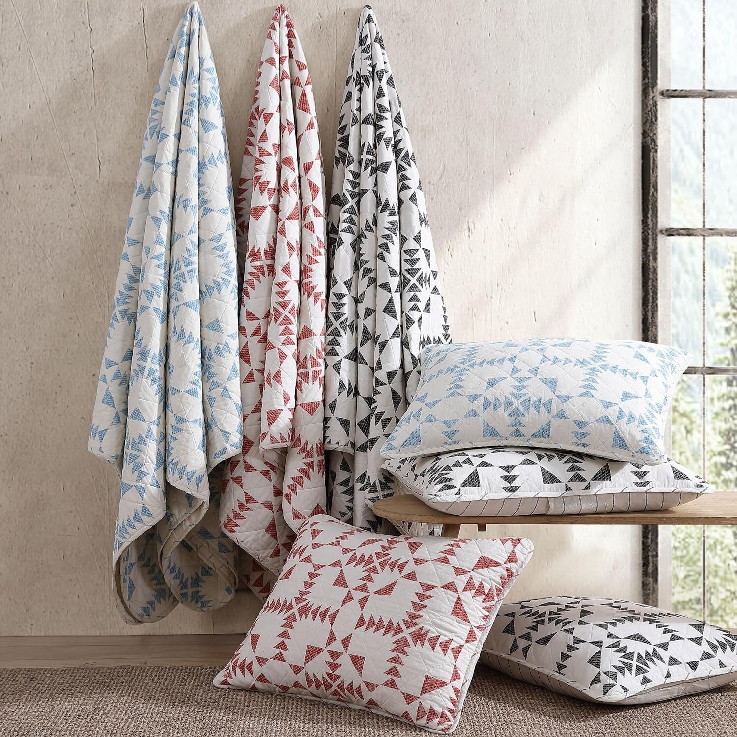 Stylish Arrowhead Charcoal King Quilt with Two Shams - Breathable Cotton Comfort