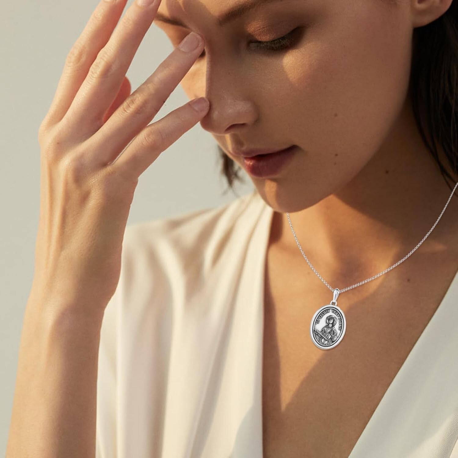 Durable 925 Silver Catholic Saint Medal Necklace - Perfect Gift for Music Lovers