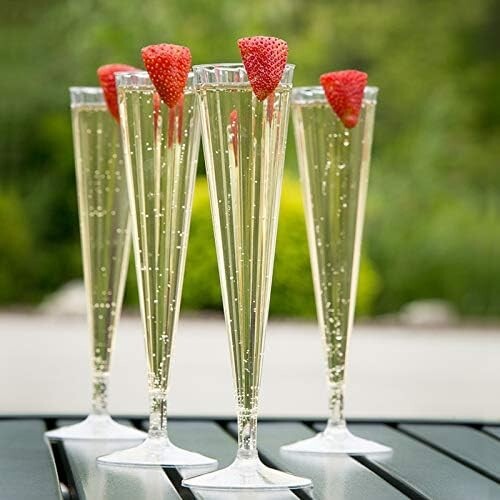 100-Count Deluxe Clear Plastic Champagne Flutes - 5 oz Elegant Party Glasses