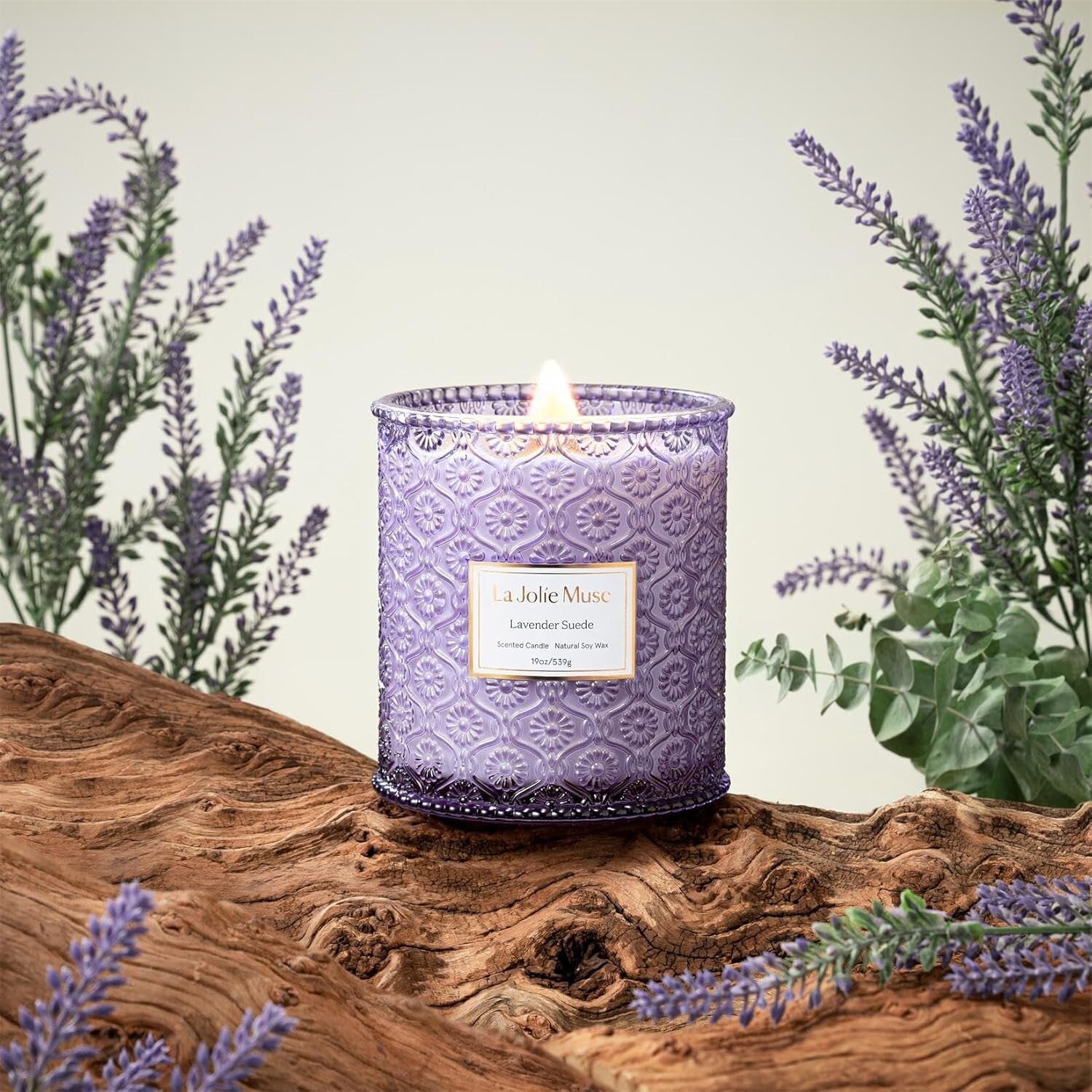 19oz Lavender Suede Candle with Sustainable Ingredients - 90 Hours of Comfort