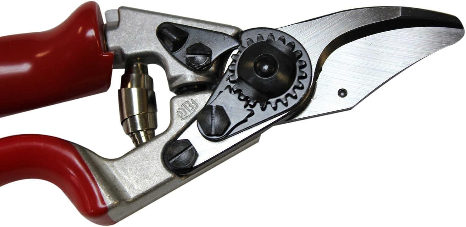 Lightweight Ergonomic Garden Scissors F 12 - Ideal for Detailed Pruning Tasks