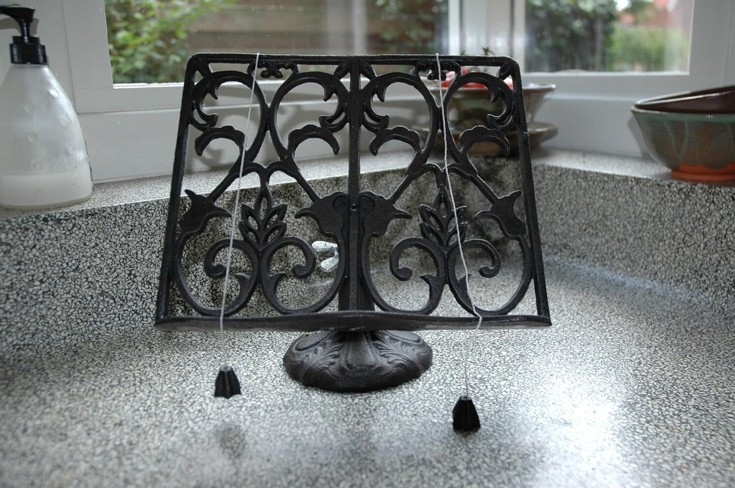 Victorian Cast Iron Cookbook Holder - Sturdy Antique Rust Finish for Any Kitchen