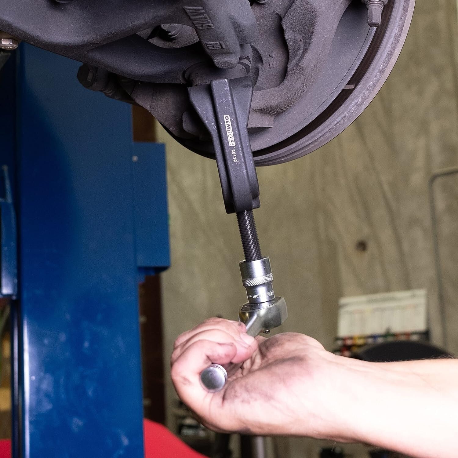 Efficient Adjustable Ball Joint Tool for Lower Control Arm and Tie Rod Removal