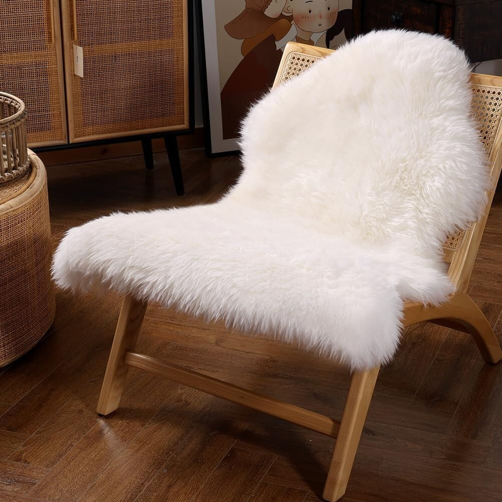 Premium Australian Genuine Sheepskin Area Rug – Luxurious 2ft x 3ft Fluffy Decor