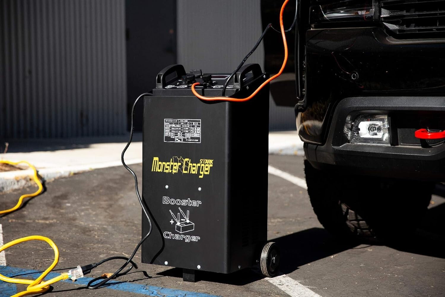 Advanced Stark 55 Amp Battery Charger with Wheels and Safety Features for Trucks