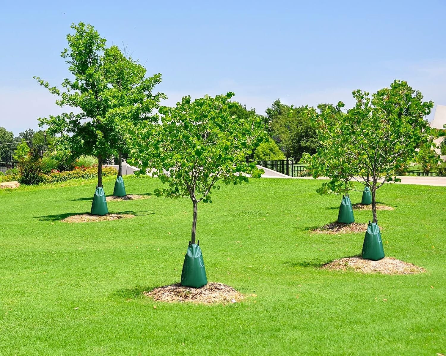 Efficient 20 Gallon PVC Tree Watering Bags - Reusable Drip Irrigation Set of 5