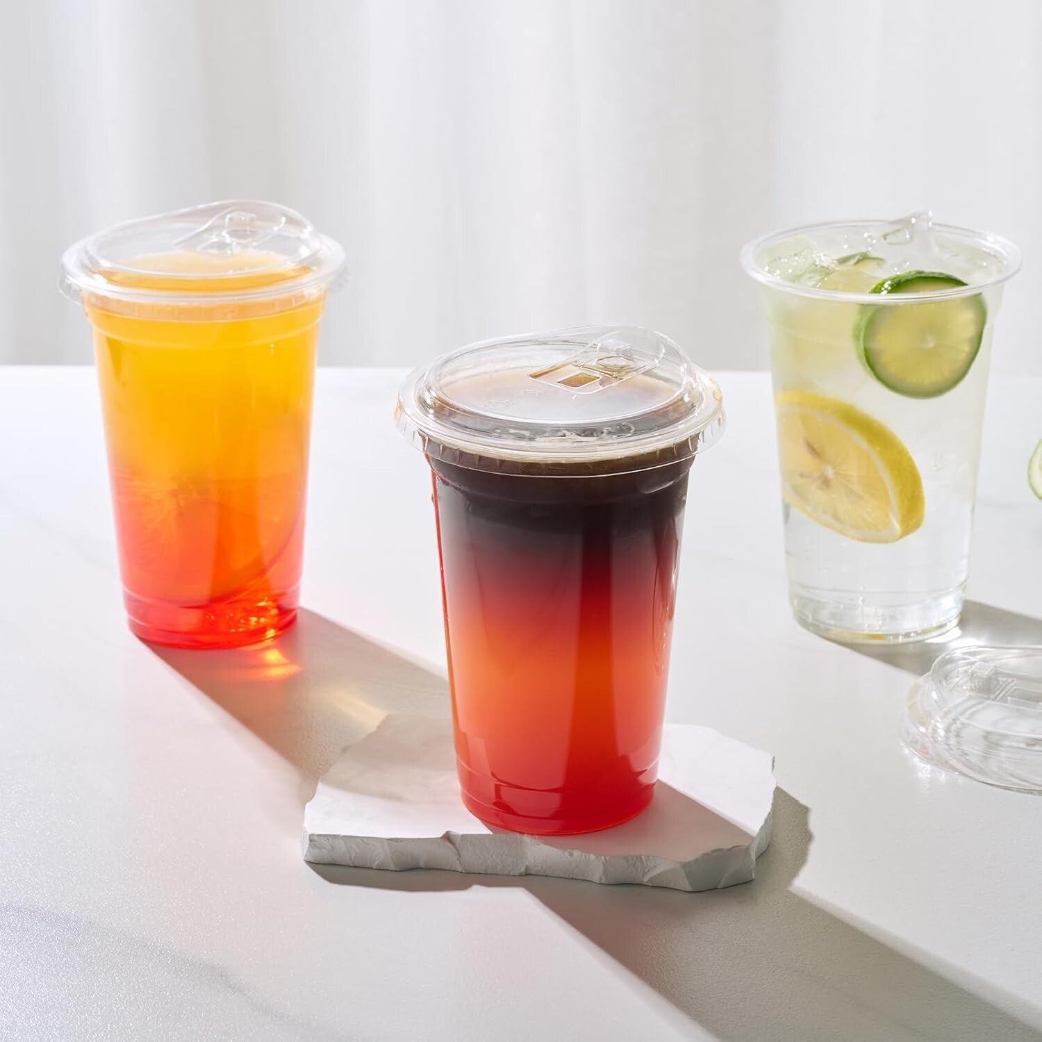 200 Sets of 16 oz Clear Plastic Cups with Strawless Lids - Leak-Proof Design