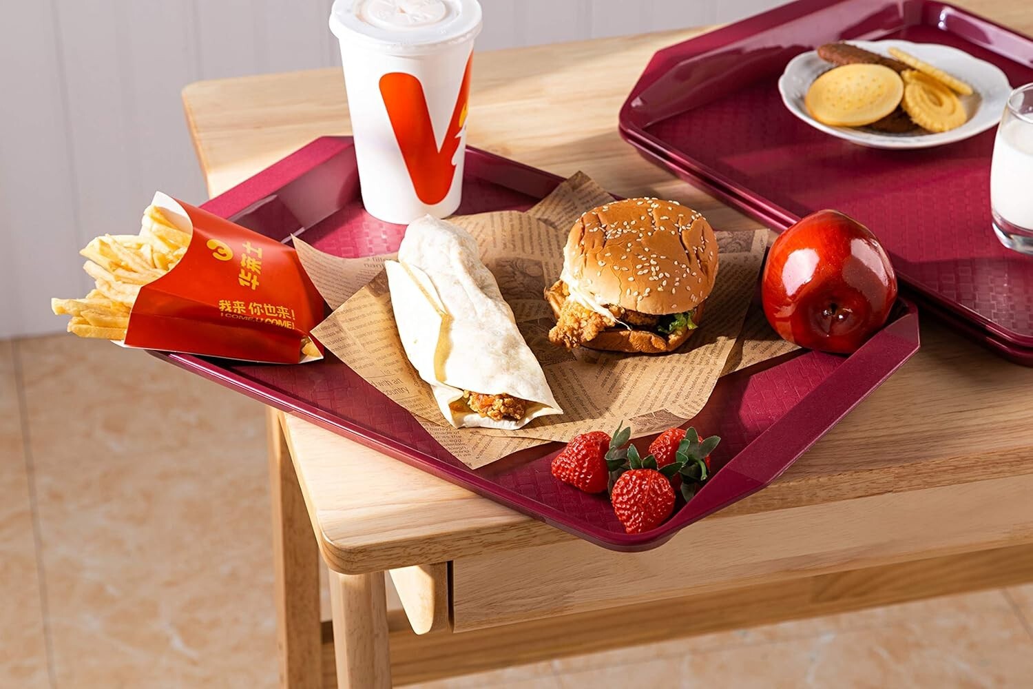 16.95" x 11.82" Modern Plastic Fast Food Trays - Set of 12 for Versatile Use