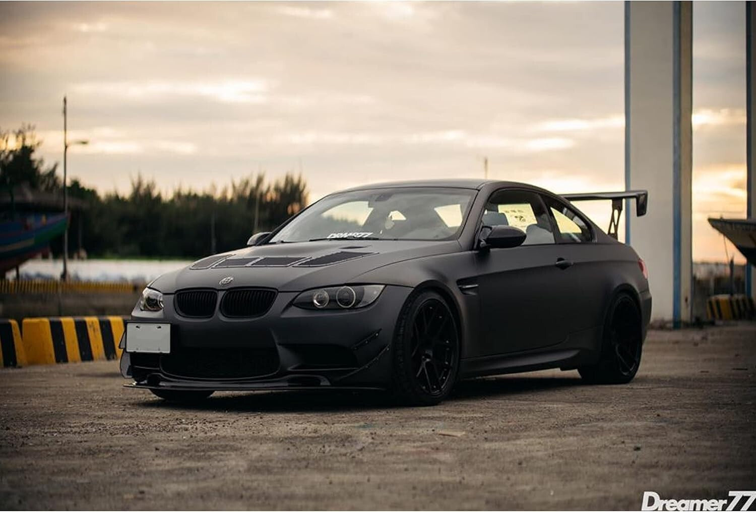 Heavy-Duty Matte Black Vinyl Wrap 3.9mm Thick - Self-Healing & Easy Application