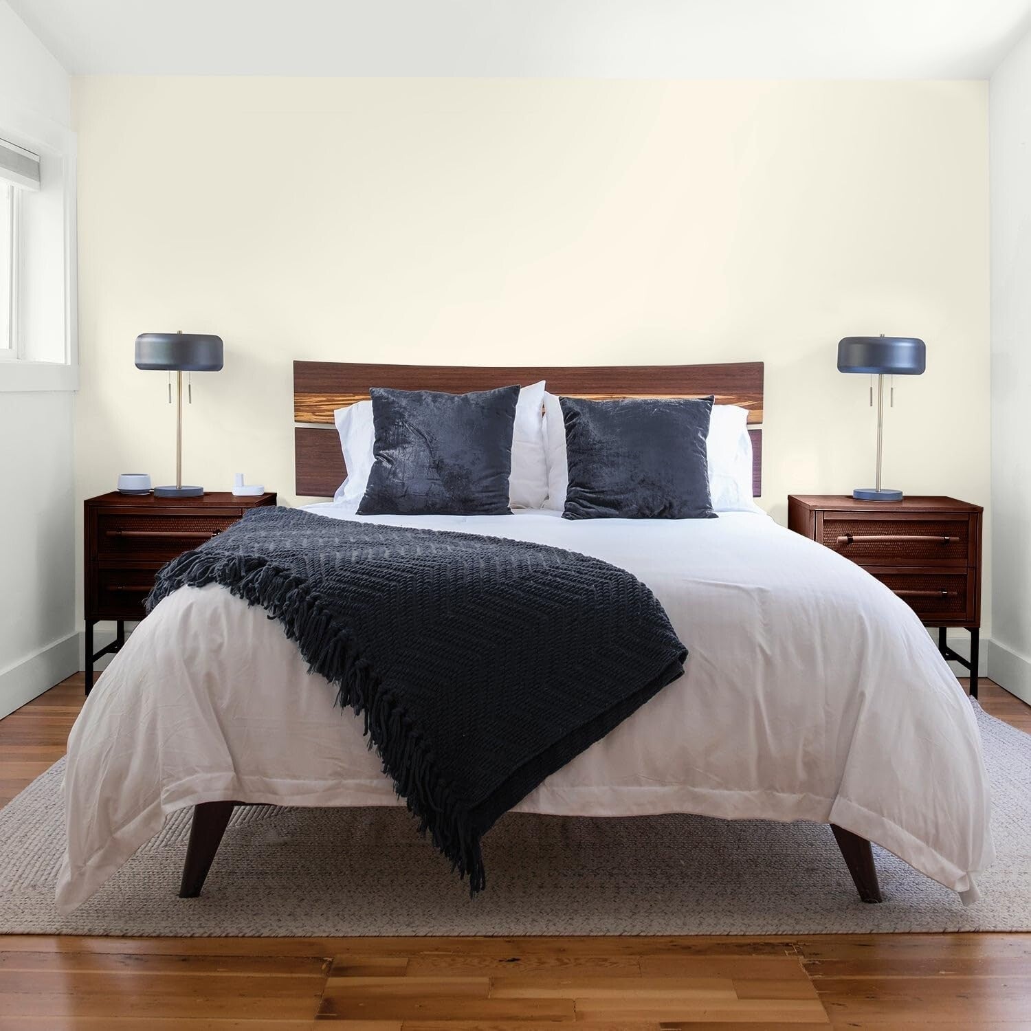 1 Gallon Off White Acrylic Paint + Primer in Flat Finish for Stylish Interiors