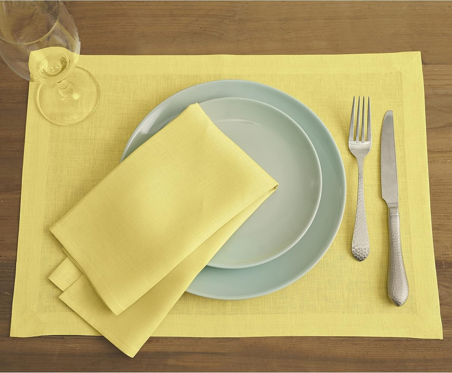 Cheerful Linen Placemats 14x19" in Sunshine Yellow - Machine Washable Set of 4