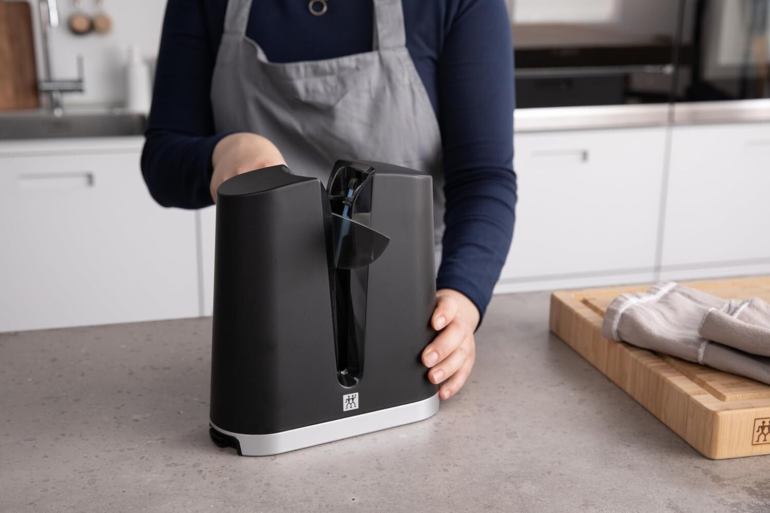 Ergonomic V-Edge Knife Sharpener, Stainless Steel - Professional-Grade results