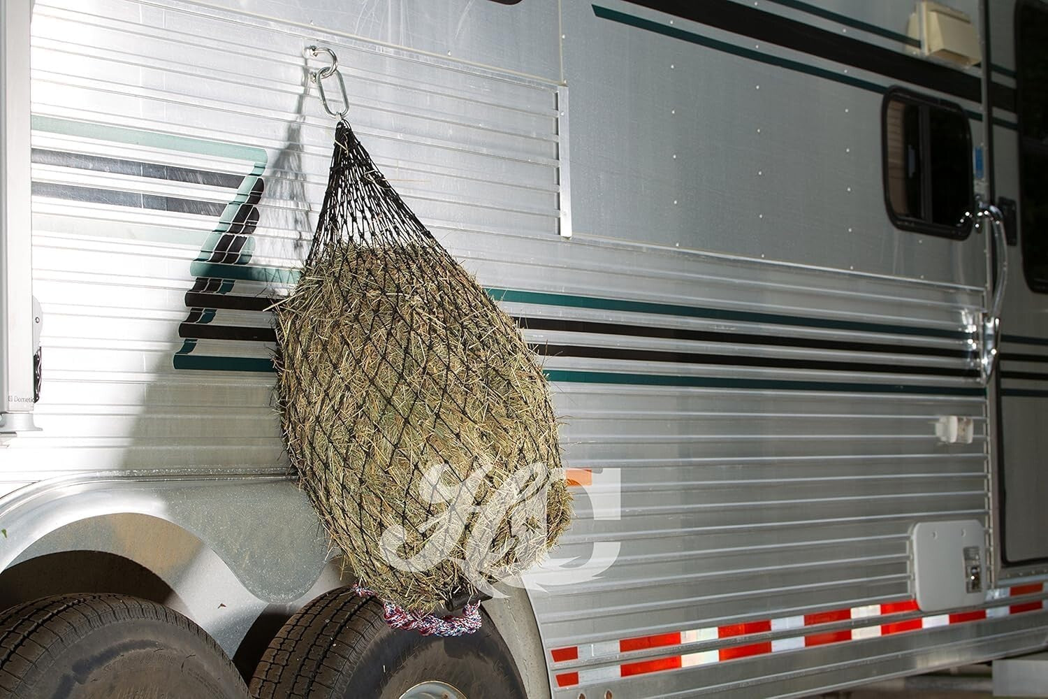 Efficient Slow Feed Hay Bag - Classic Design with Patented Closure System