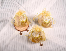 Load image into Gallery viewer, 60 Mini Glass Honey Jars with Dipper: Elegant Wedding &amp; Baby Shower Favors