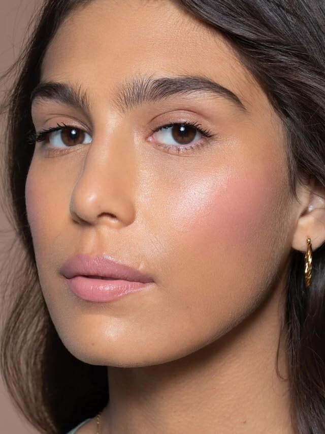 Hydrating & Nourishing Cream Stick for Lips and Cheeks - Travel-Friendly Size