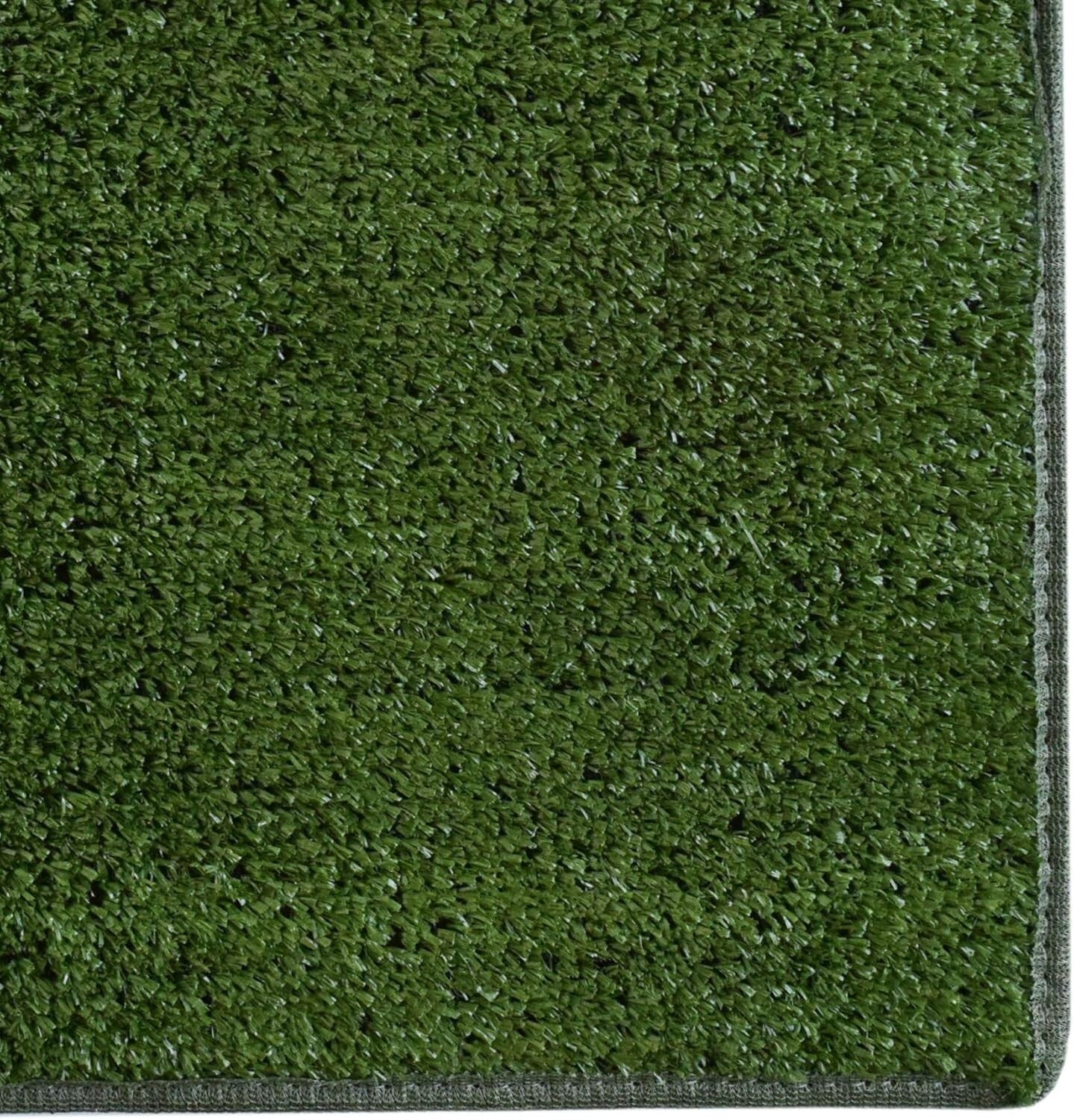 Lightweight and UV-Stabilized 12' x 10' Synthetic Grass Carpet - Fray-Free Edges