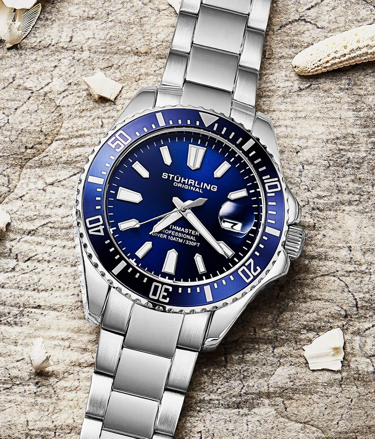Men's 10ATM Dive Watch with Blue Dial - Sporty and Stylish for Marine Activities