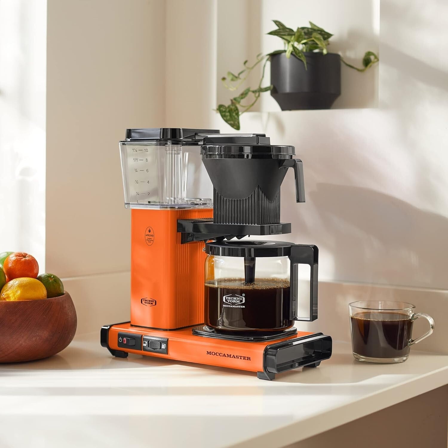 40 oz Moccamaster Coffee Maker in Stylish Orange - Fully Automatic Convenience