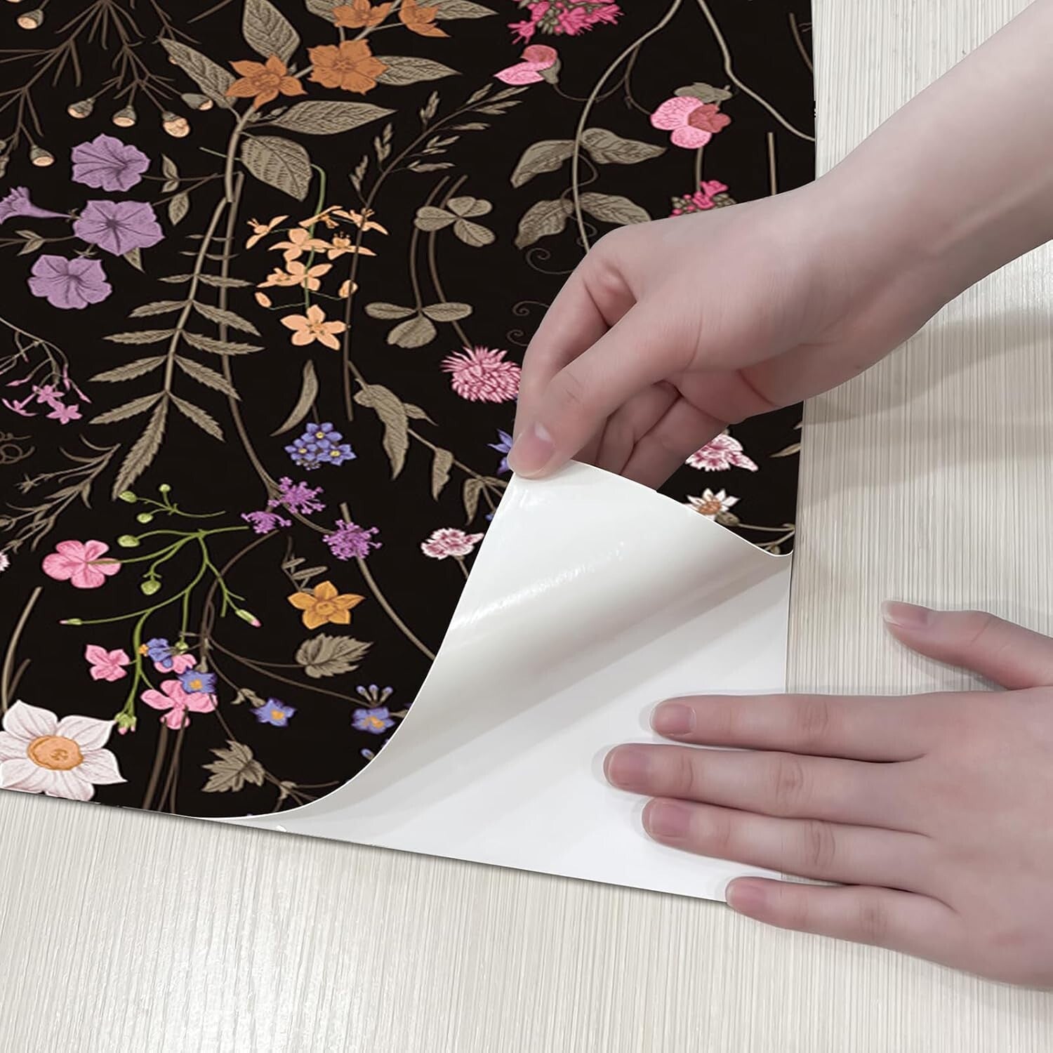 Durable Floral Self-Adhesive Wallpaper - 472" x 17.3" for Easy DIY Updates