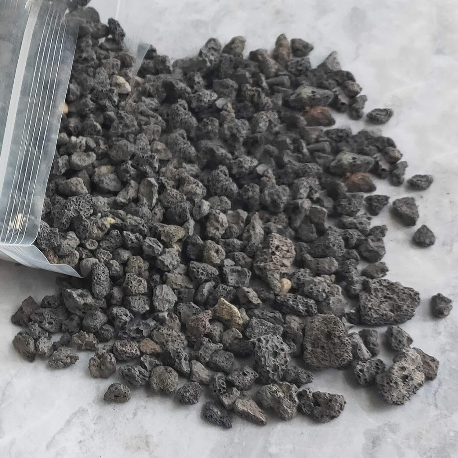 Aromatic Lava Rocks for Plants - 100% Pure Volcanic Stone, Ideal for Root Health