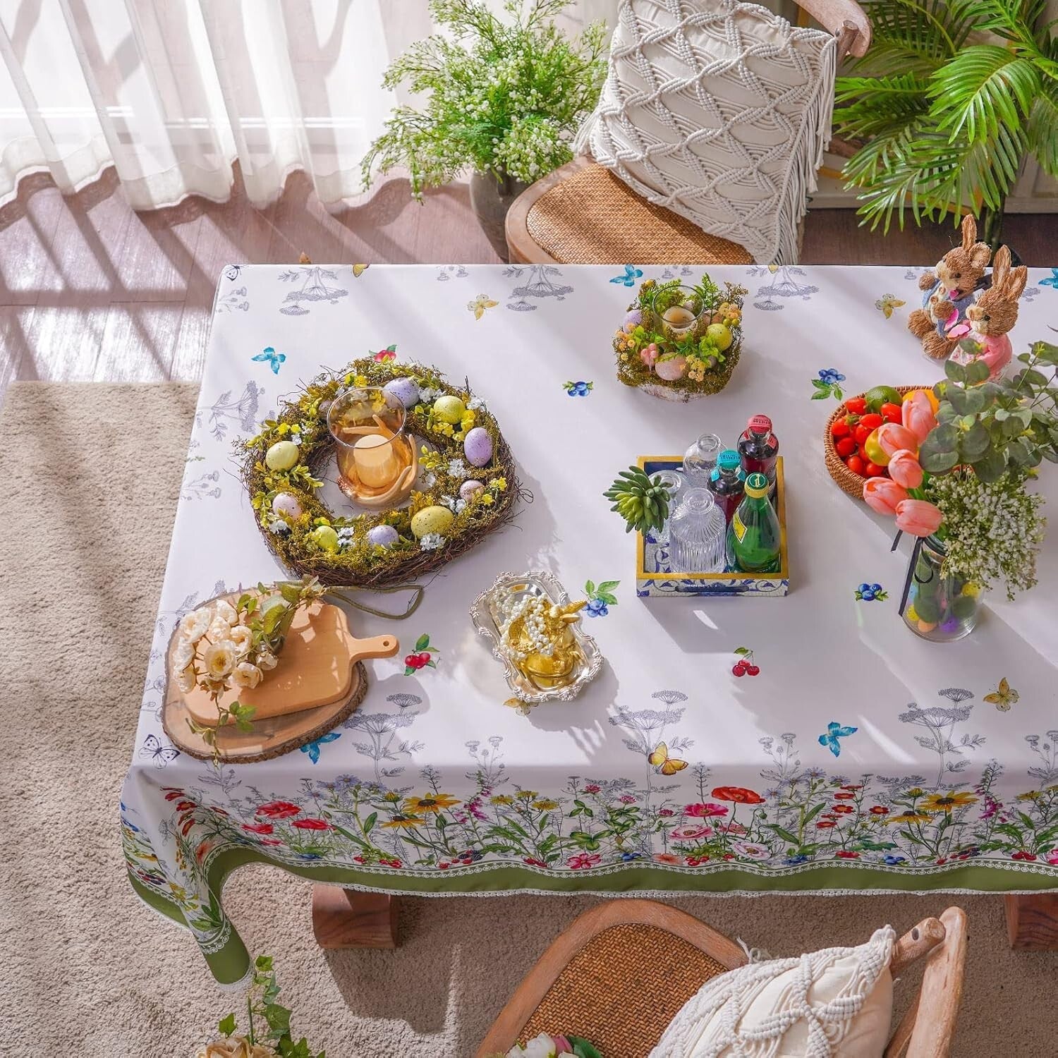 Stain-Resistant Floral Table Cover with Lace, Perfect for Spring/Summer Events