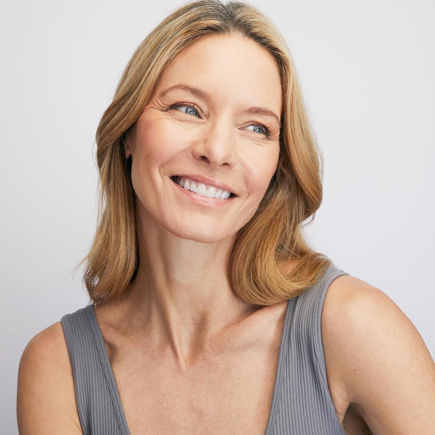 Sensitive Skin Approved SPF 50 Brush-On Mineral Sunscreen Powder - Compact Size