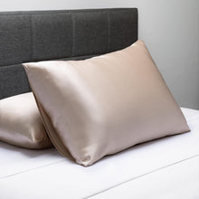 Load image into Gallery viewer, Ultra-Soft King Size Mulberry Silk Pillowcase - Wrinkle Resistant &amp; Breathable