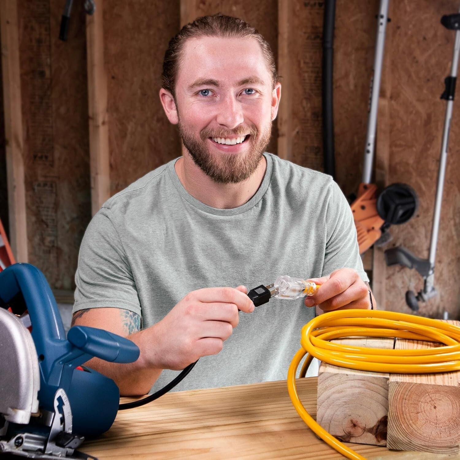 Heavy Duty 25 ft Extension Cord with Lighted End - Ideal for Appliances & Tools