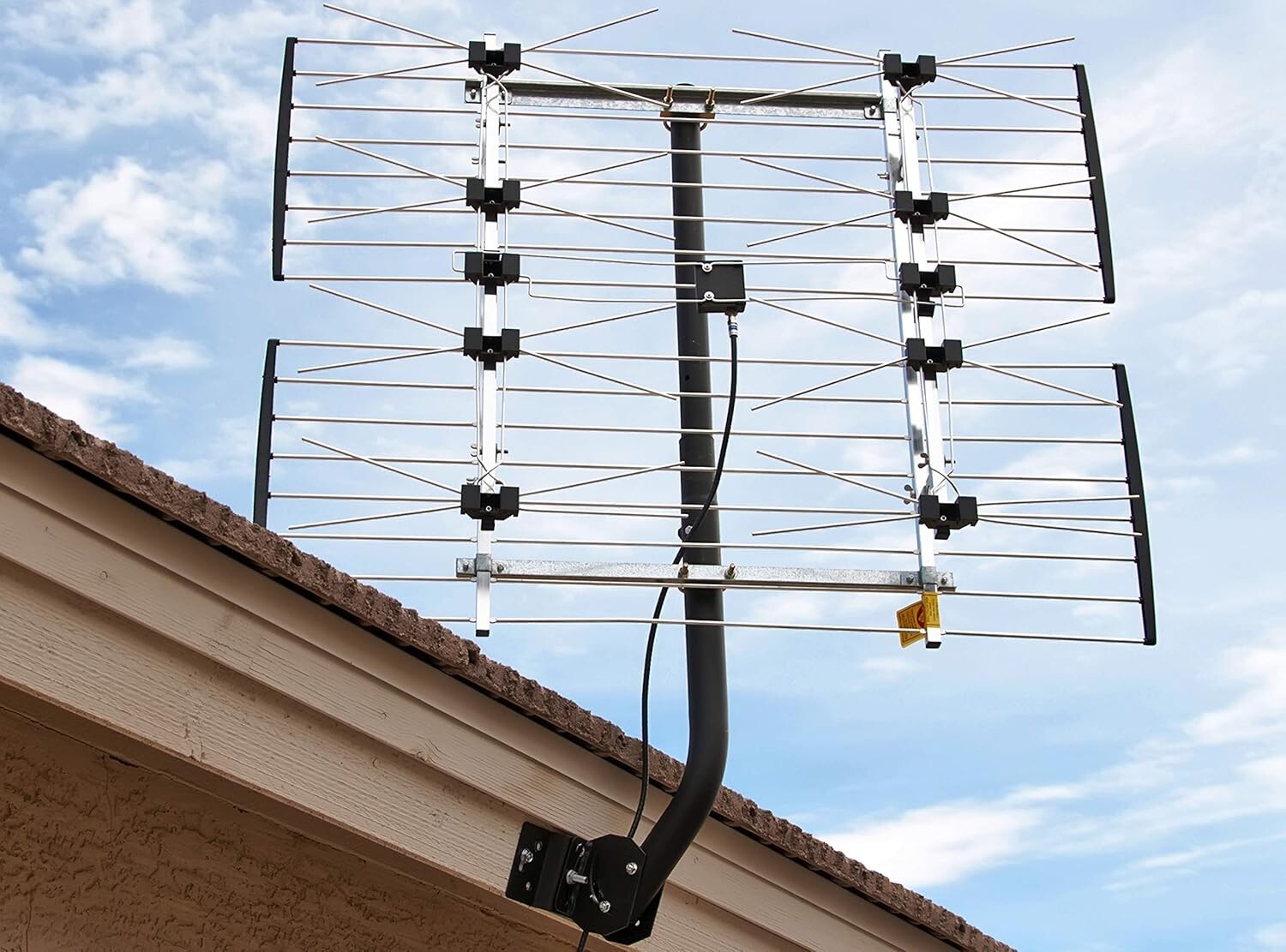 EXTREMEtenna Long Range Outdoor TV Antenna - 80 Mile Multi-Directional Receiver